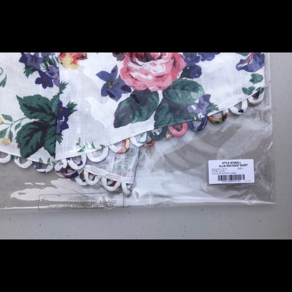 ZIMMERMANN - ALLIA FLORAL PRINTED SHORT - Picture 10 of 10